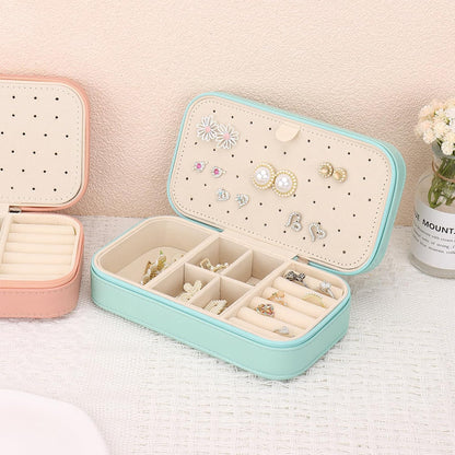 Travel Jewelry Box, PU Leather Portable Jewelry Case, Small Jewelry Boxes for Gifts, Travel Jewelry Organizer for Women Rings Earrings Necklaces Bracelets (Gray)