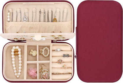 Travel Jewelry Box, PU Leather Portable Jewelry Case, Small Jewelry Boxes for Gifts, Travel Jewelry Organizer for Women Rings Earrings Necklaces Bracelets (Gray)