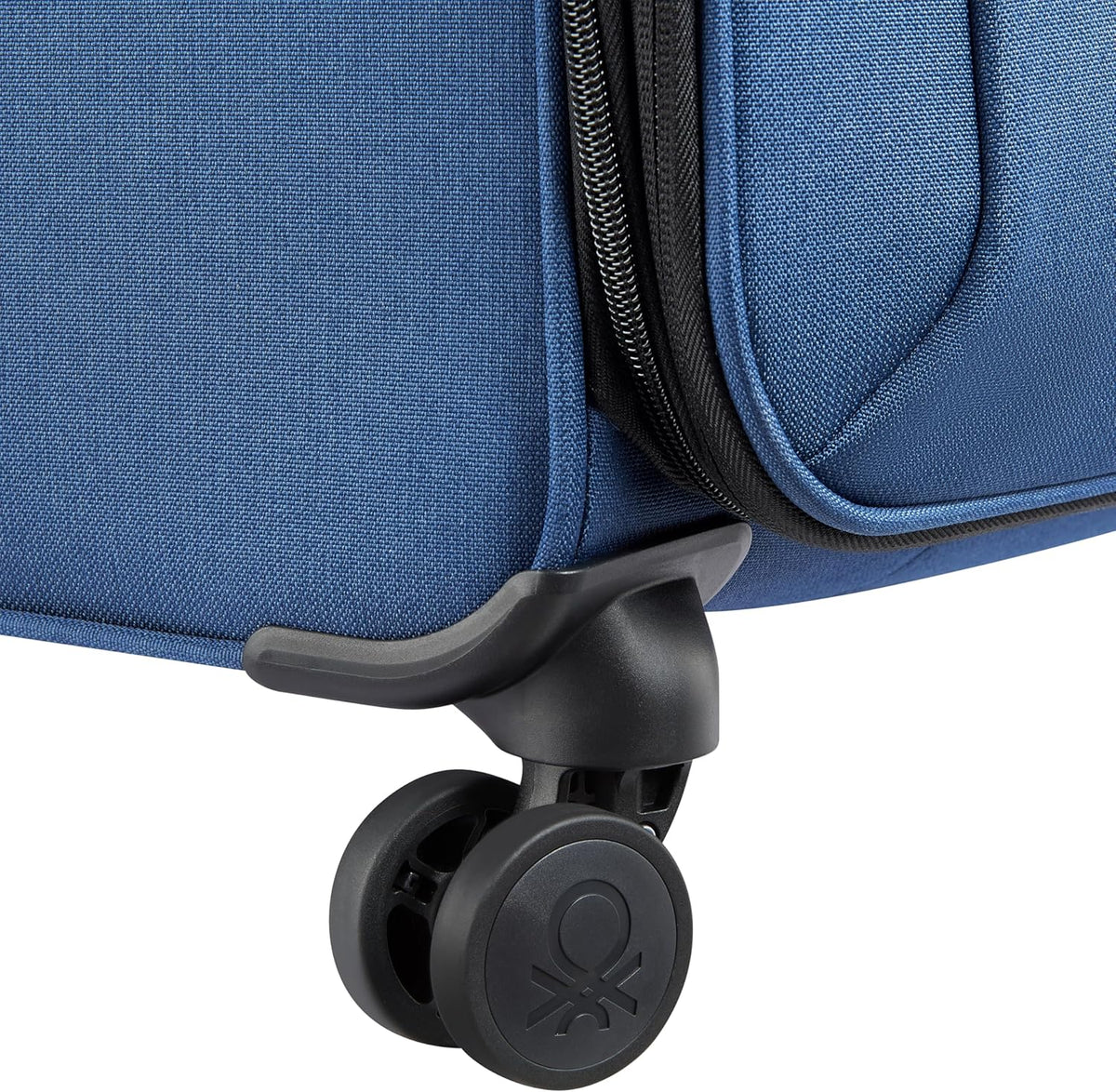 United Colors of Benetton Be Softside Expandable Luggage with Spinner Wheels, Anthracite, Carry-On 19 Inch