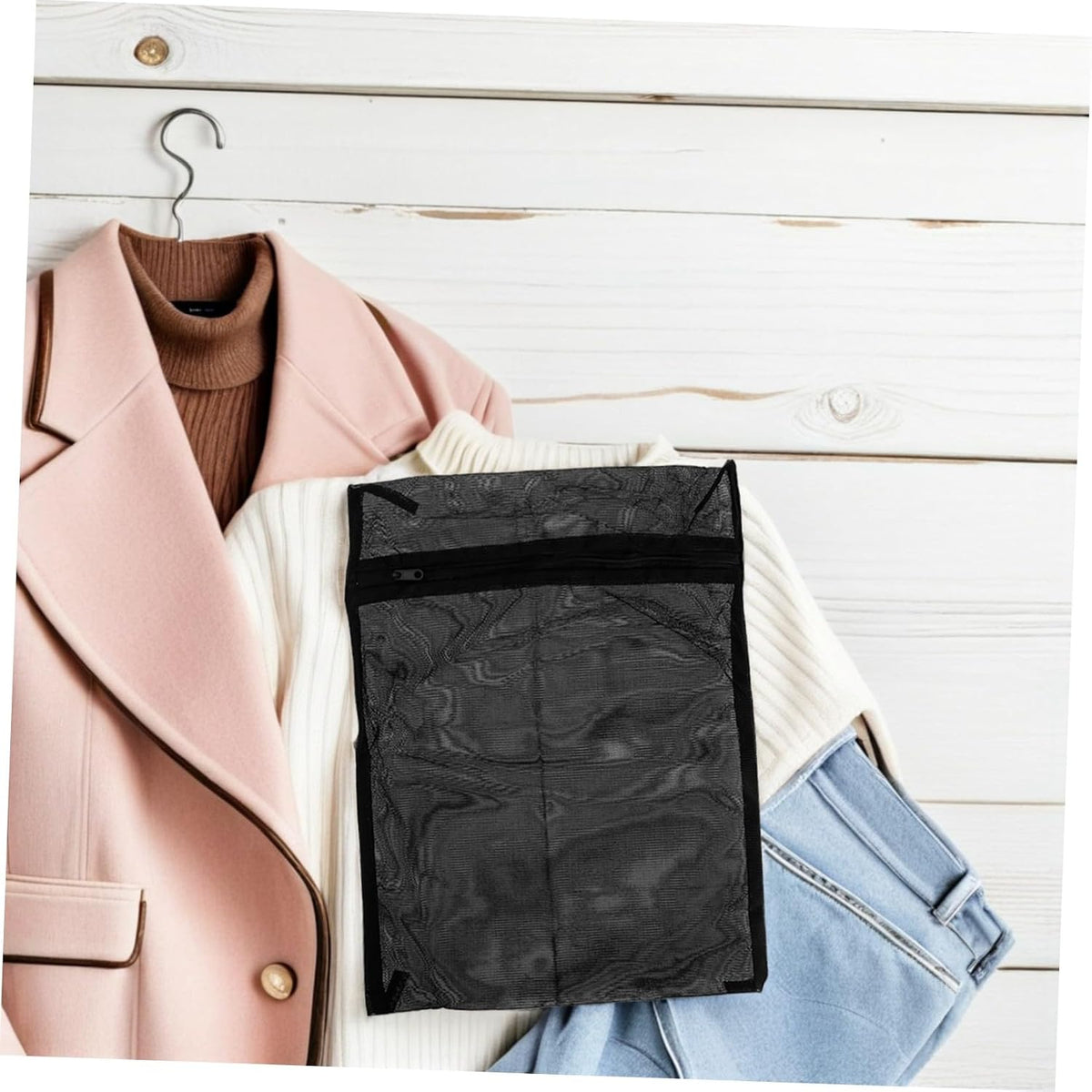 8pcs Mesh Laundry Bags with Zipper Reusable Delicate Wash Pouches for Bras Underwear Socks Protective Net Bags for Washing Machine Use and Travel Clothing Organizer