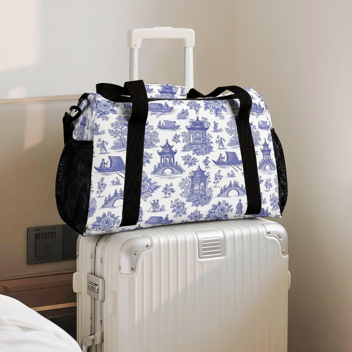 Lightweight Weekender Overnight Bag Foldable Travel Duffel Tote Bag Carry On for Women Gym Luggage