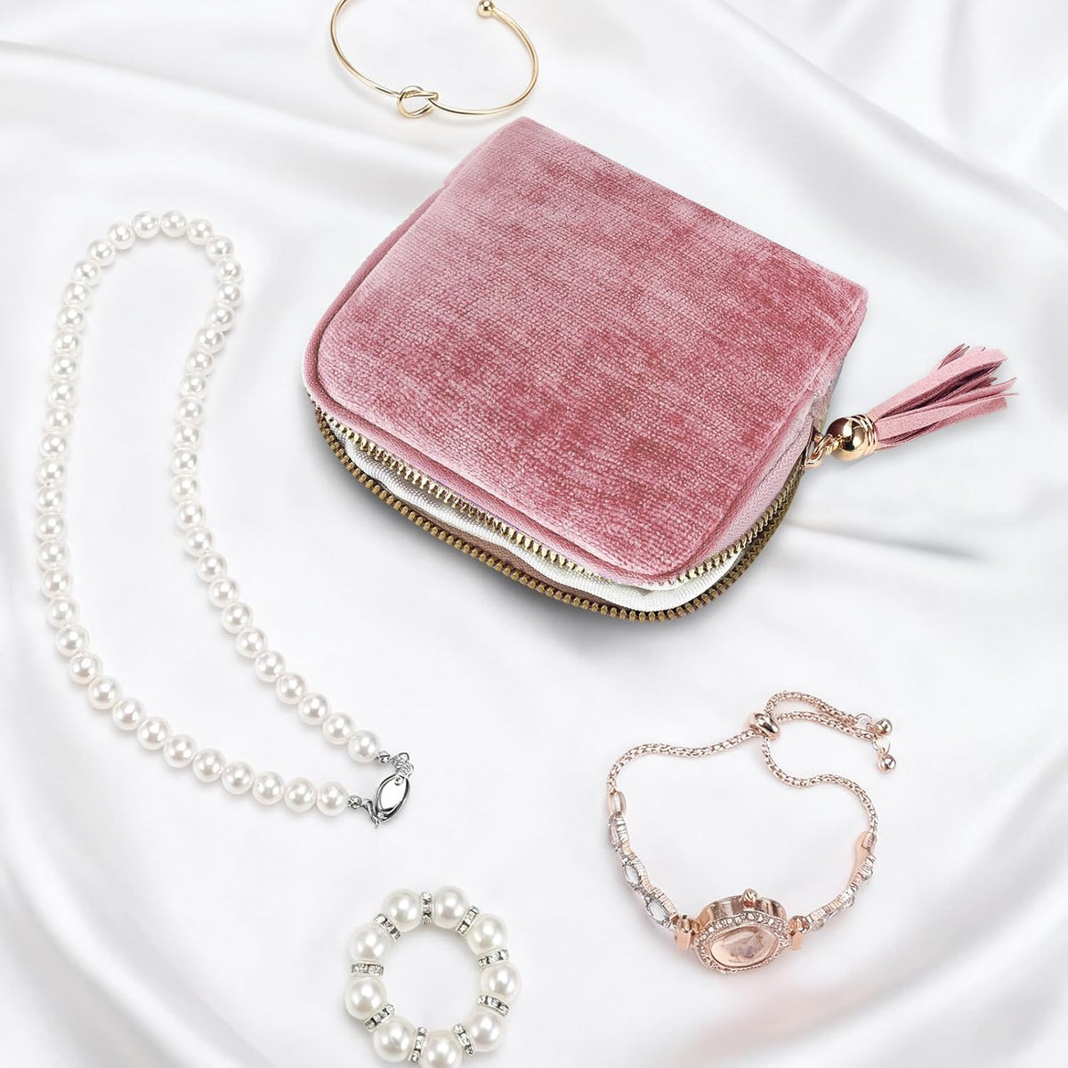 Travel Jewelry Case Small Soft Velvet Organizer Pouch Travel Gifts for Women Storage Bags Mini Jewelry Bag for Gemstones Bracelets Healing Crystal Earring Necklaces Small Pouch Gem Blue