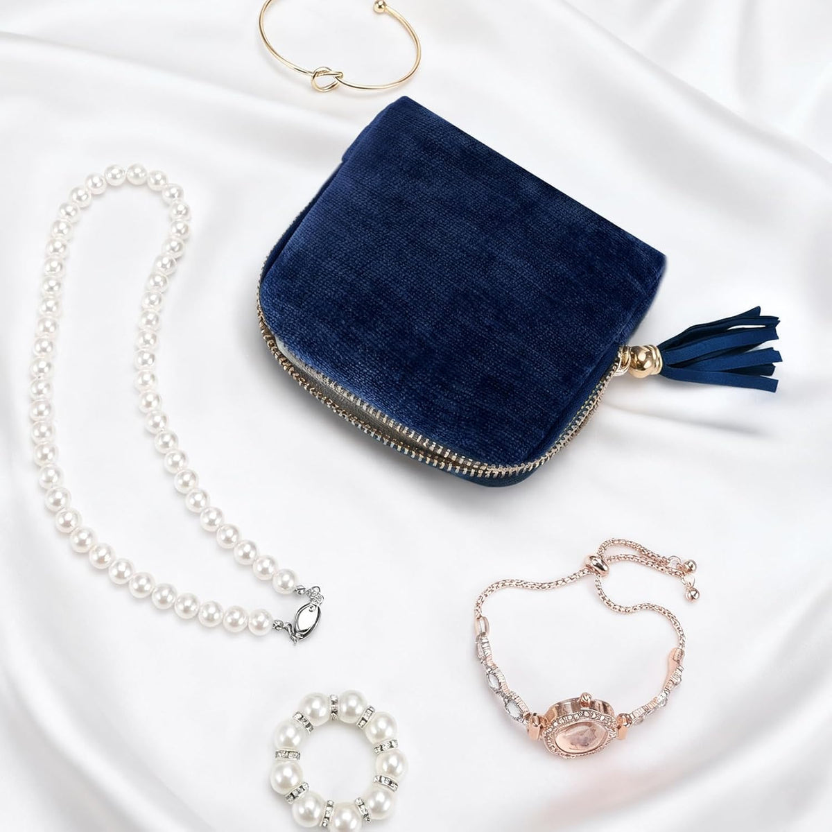 Travel Jewelry Case Small Soft Velvet Organizer Pouch Travel Gifts for Women Storage Bags Mini Jewelry Bag for Gemstones Bracelets Healing Crystal Earring Necklaces Small Pouch Gem Blue
