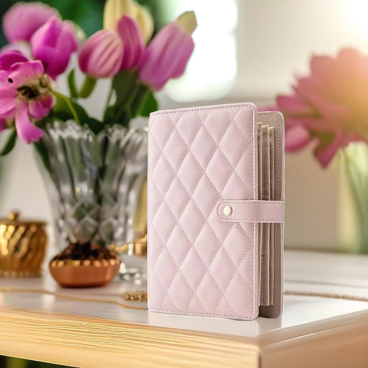 Faux Leather Jewelry Storage Case with 5 Detachable Pages, Tangle-Free Portable Jewelry Holder for Necklaces Rings Earrings Bracelets (Light-sensitive pink (with five-page cloth bag))