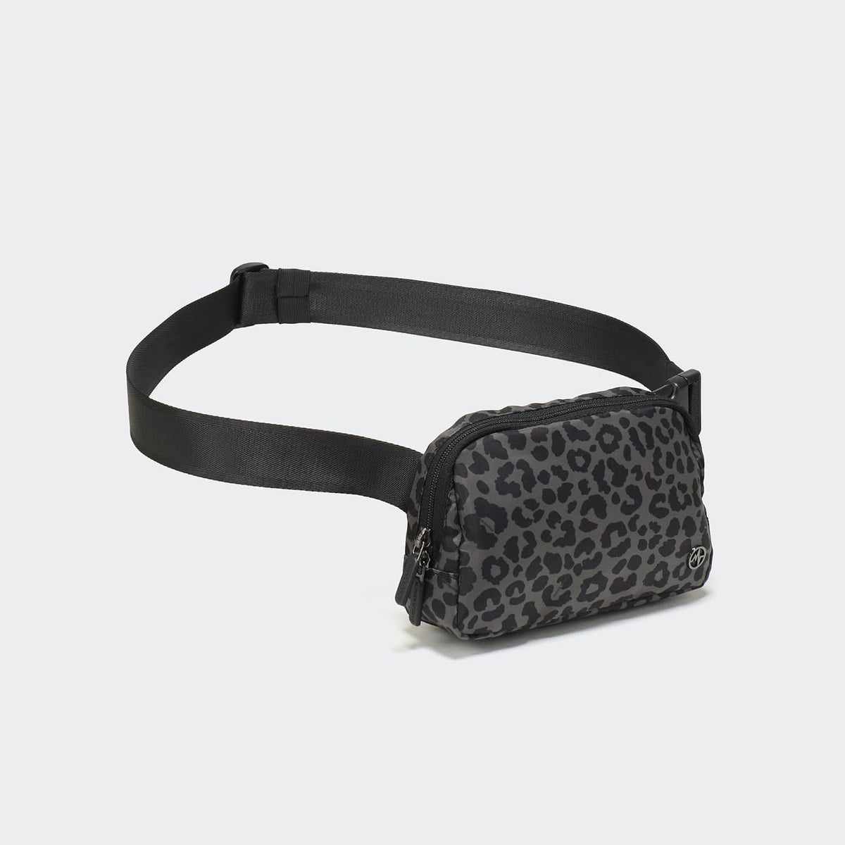 Two Way Zipper Fanny Pack Nylon Everywhere Belt Bag for Women, Water Repellent Waist Packs, Crossbody Bags with Adjustable Strap (Black).