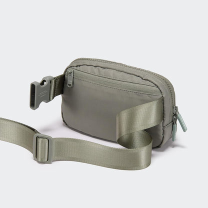 Two Way Zipper Fanny Pack Nylon Everywhere Belt Bag for Women, Water Repellent Waist Packs, Crossbody Bags with Adjustable Strap (Black).