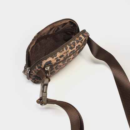 Two Way Zipper Fanny Pack Nylon Everywhere Belt Bag for Women, Water Repellent Waist Packs, Crossbody Bags with Adjustable Strap (Black).