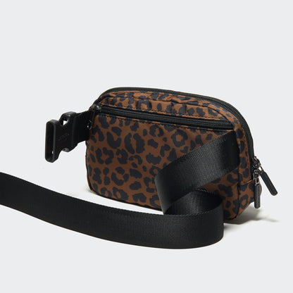Two Way Zipper Fanny Pack Nylon Everywhere Belt Bag for Women, Water Repellent Waist Packs, Crossbody Bags with Adjustable Strap (Black).