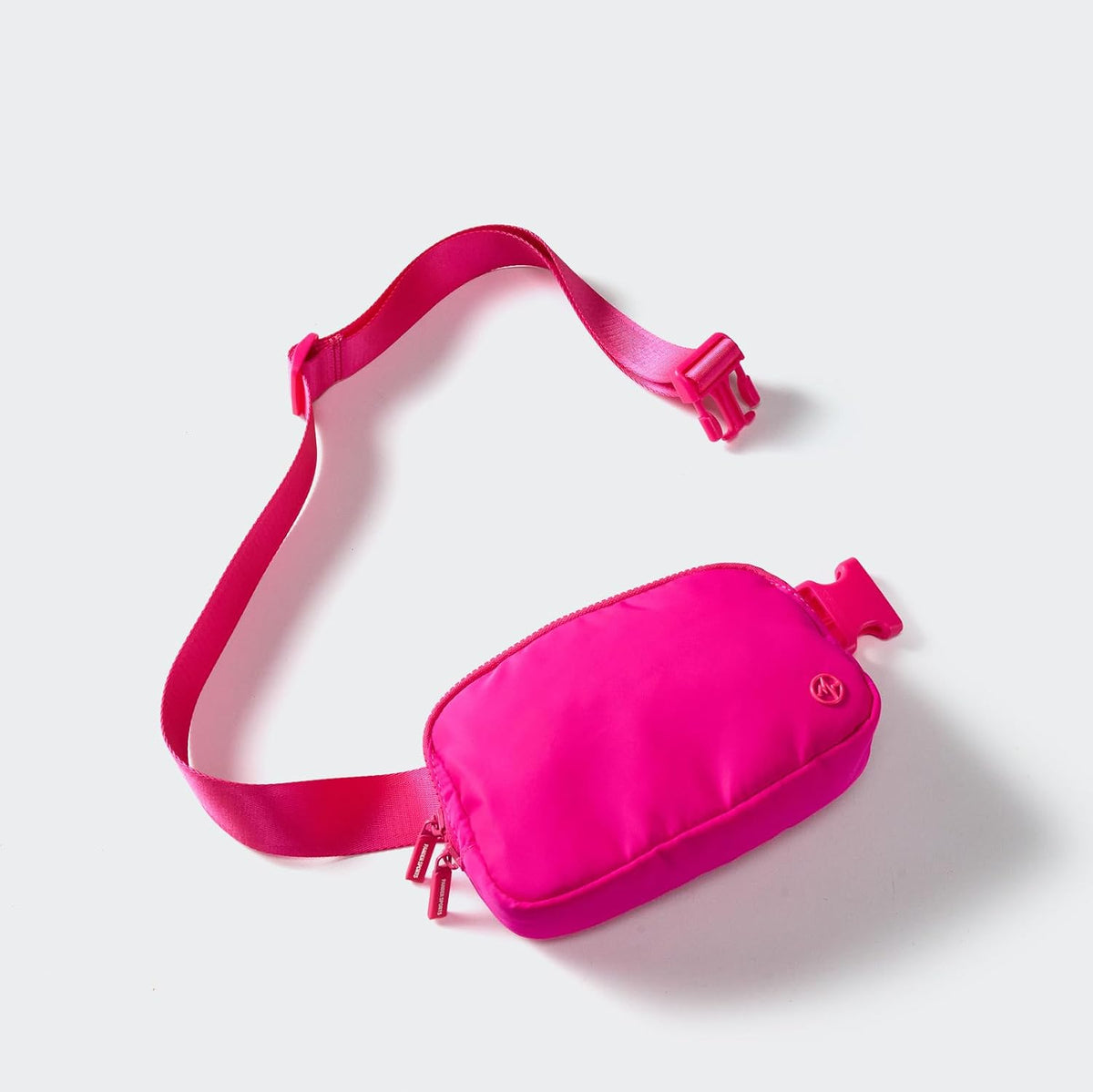 Two Way Zipper Fanny Pack Nylon Everywhere Belt Bag for Women, Water Repellent Waist Packs, Crossbody Bags with Adjustable Strap (Black).