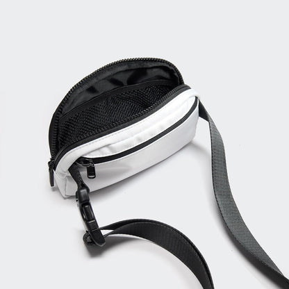 Two Way Zipper Fanny Pack Nylon Everywhere Belt Bag for Women, Water Repellent Waist Packs, Crossbody Bags with Adjustable Strap (Black).