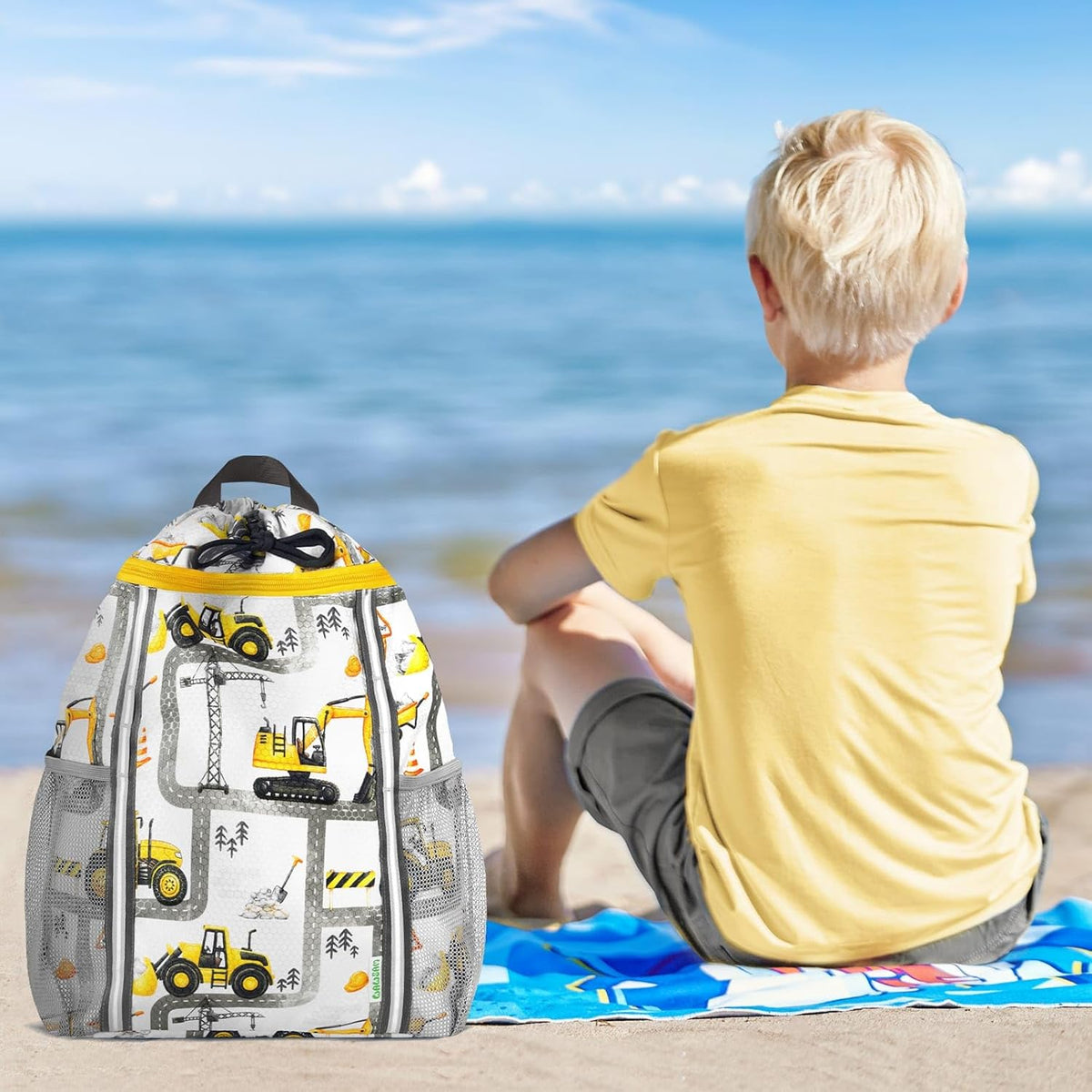 Kids Gym Drawstring Backpack String Bag, Shark Sports Gym Bag for Kids Boys Waterproof Swimming Beach String Cinch Backpack with Two Water Bottle Pocket