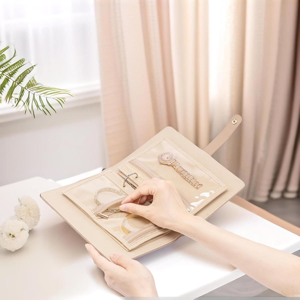 Jewelry Book Organizer - Leather Travel Jewelry Case with 5 Detachable Pages for Necklaces, Rings, Earrings, Tangle-Free, Giftable,Seashell Pink