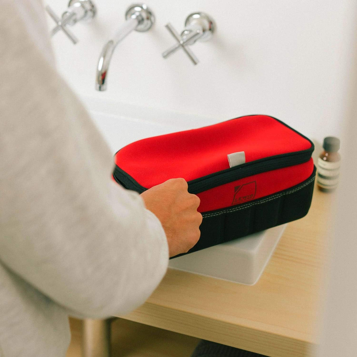Travelflex Toiletry Kit, Makeup Bag, Shower Caddy + Travel Organizer for Luggage, Carry-on or Suitcase, Classic Side Zip, Charcoal