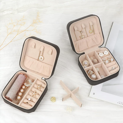 Travel Jewelry Case Small Jewelry Box Jewelry Organizer Storage Case Portable PU Leather Mini Jewelry Travel Case for Girls Womens Earring, Necklace, Rings,Bracelets