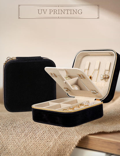 Travel Jewelry Case Small Jewelry Box Jewelry Organizer Storage Case Portable PU Leather Mini Jewelry Travel Case for Girls Womens Earring, Necklace, Rings,Bracelets