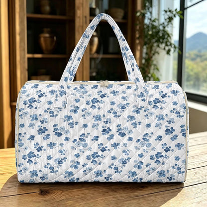 Blue Flower Travel Bags for Women, Quilted Duffel Bag Carry On Garment Duffel Bag Large Size Duffle Tote Bags Toiletry Pouch with Zipper Pockets