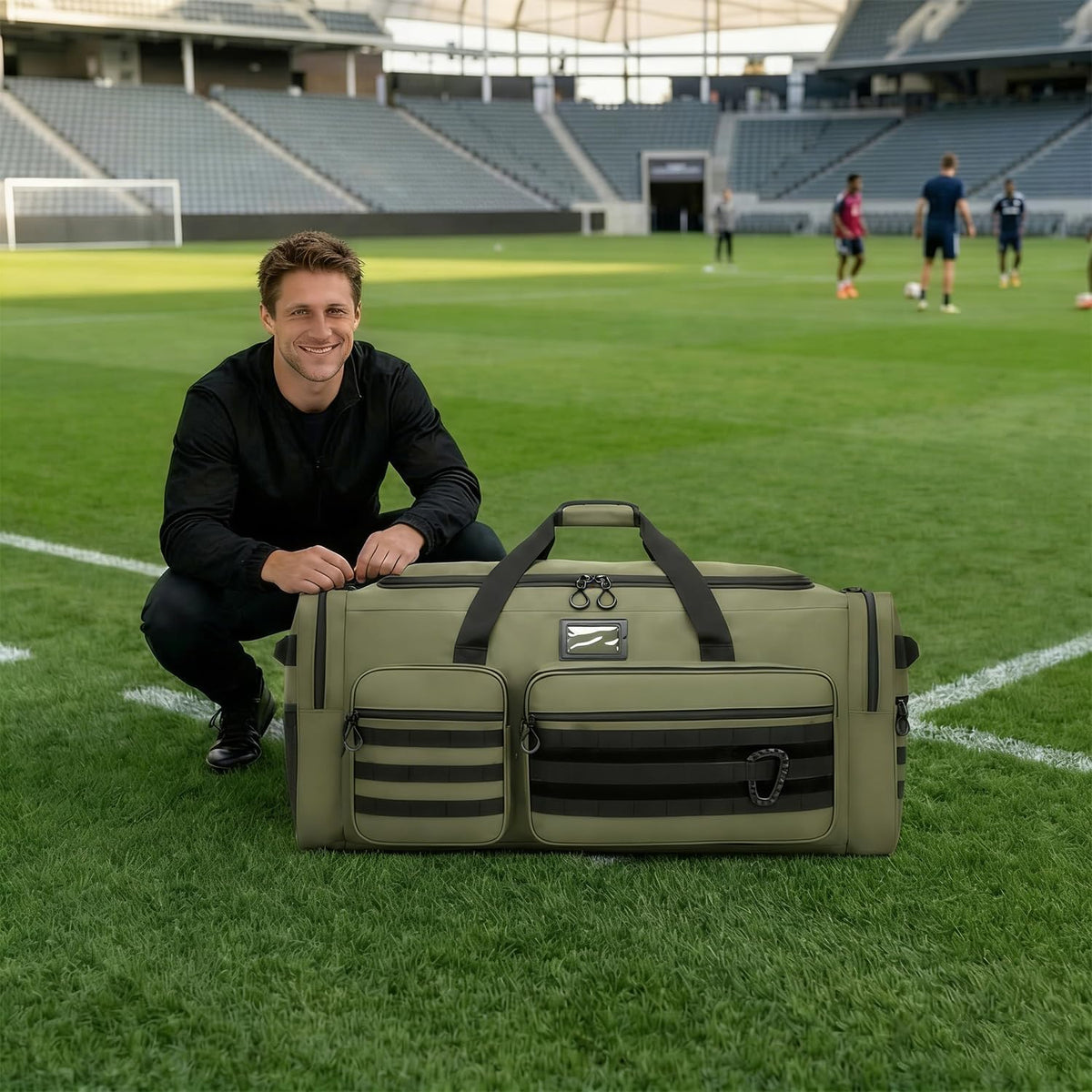 135L Large Duffle Bag, Heavy Duty Duffle Bag for Travel, Extra Large Sports Gym Equipment Bag for Soccer Baseball Basketball Hockey Football, Green