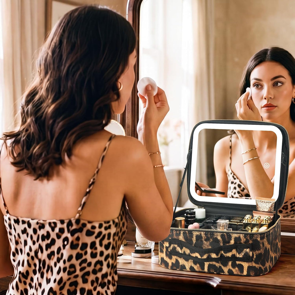Makeup Travel Train Case with Mirror LED Light 3 Adjustable Brightness Cosmetic Bag Portable Storage Adjustable Partition Waterproof Makeup Brushes Makeup Jewelry Gift for Women (Leopard Print)