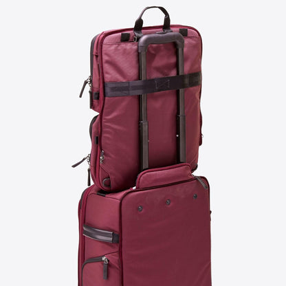 Trilogy Expandable Spinner (Black): Fits under-seat on most airplanes. Two convenient side pockets! Expandable, with solid base for strength and stability. 4-wheel design glides through airports!
