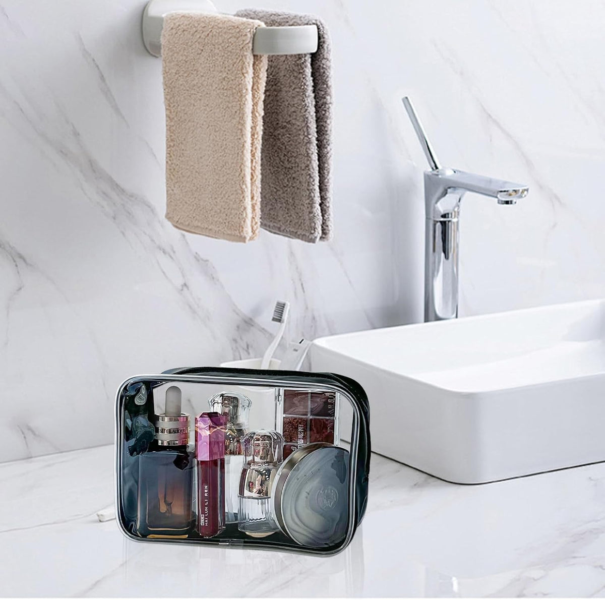 Stadium Approved Green Frame Clear Toiletry Bag TSA Approved Clear Organizer Bags Portable Travel Makeup Bags with Zipper for Women (Green)