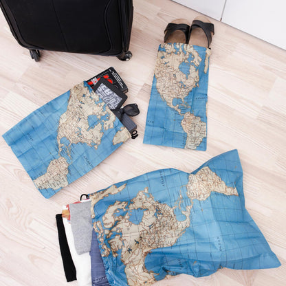 Kikkerland Around The World Travel Bags, Set of 4