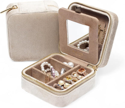 Travel Jewelry Box Organizer Velvet Travel Case With Mirror Rings Earrings Necklaces Storage Organizer Box (Red)