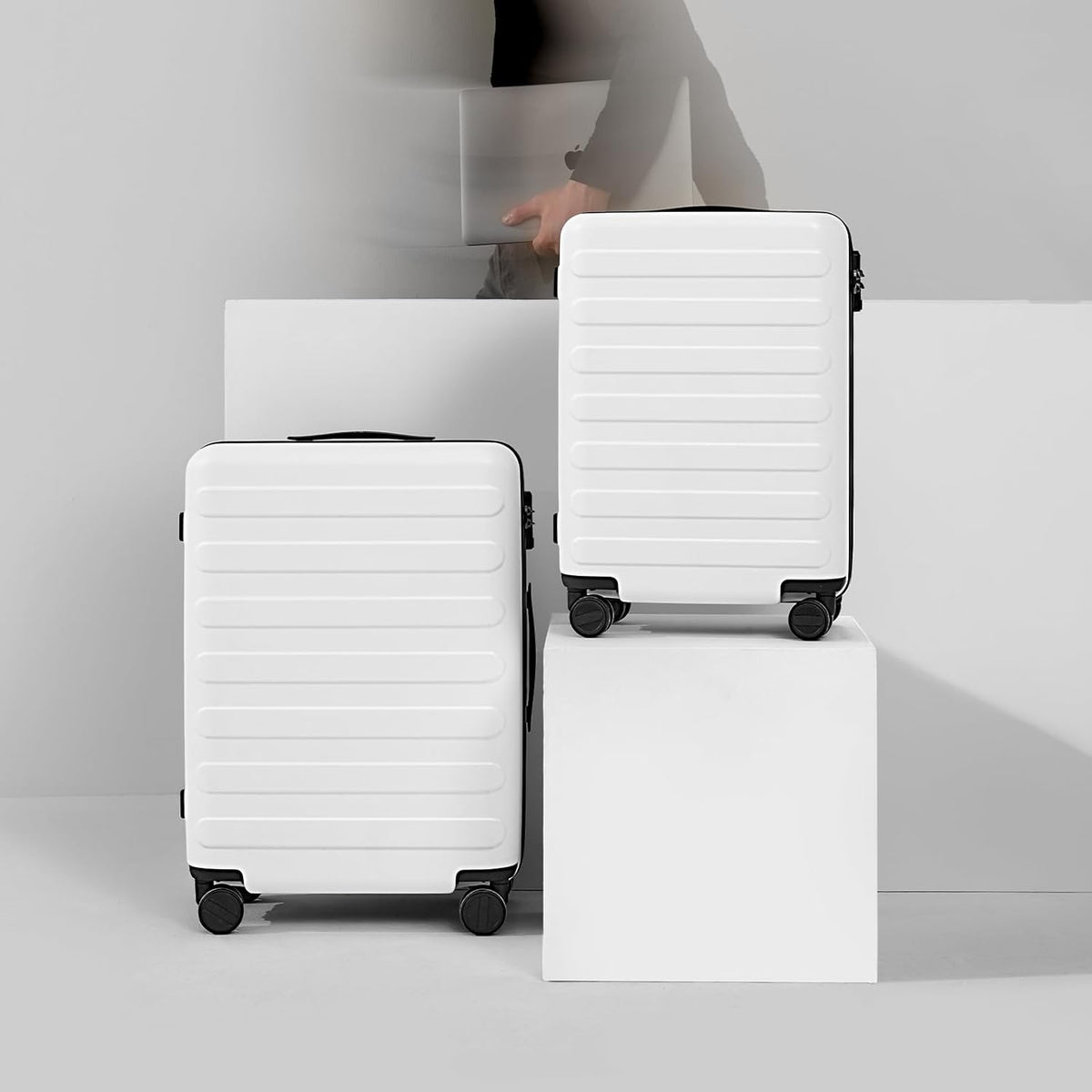Carry On Luggage 22x14x9 Airline Approved, 20 Inch Luggage with Smooth Spinner Wheels, Expandable, Hard Shell PC Suitcase, Lightweight Travel Luggage, TSA Approved (Shadow, Rhine Max)