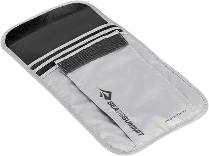 Travelling Light Neck Pouch RFID
