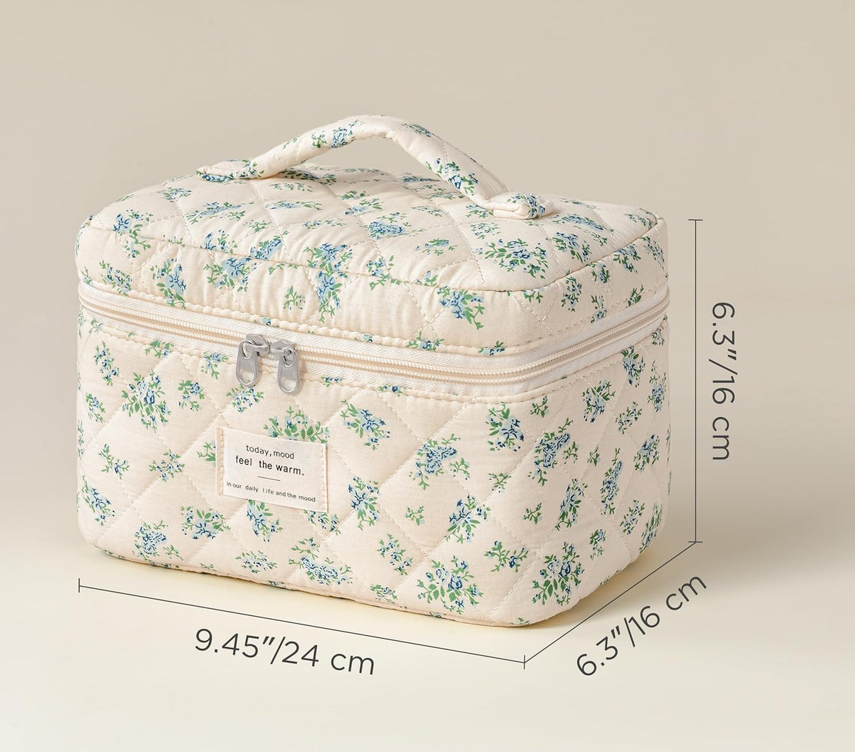 Large Quilted Makeup Bags for Women, Cute Cotton Travel Cosmetic Bags with Handle, Gifts for Bridesmaids, Portable Coquette Floral Make up Bag, Toiletry Cosmetic Bag