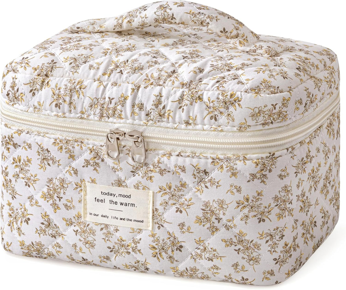 Large Quilted Makeup Bags for Women, Cute Cotton Travel Cosmetic Bags with Handle, Gifts for Bridesmaids, Portable Coquette Floral Make up Bag, Toiletry Cosmetic Bag