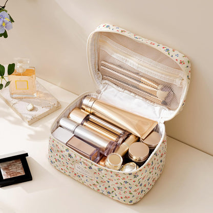 Large Quilted Makeup Bags for Women, Cute Cotton Travel Cosmetic Bags with Handle, Gifts for Bridesmaids, Portable Coquette Floral Make up Bag, Toiletry Cosmetic Bag