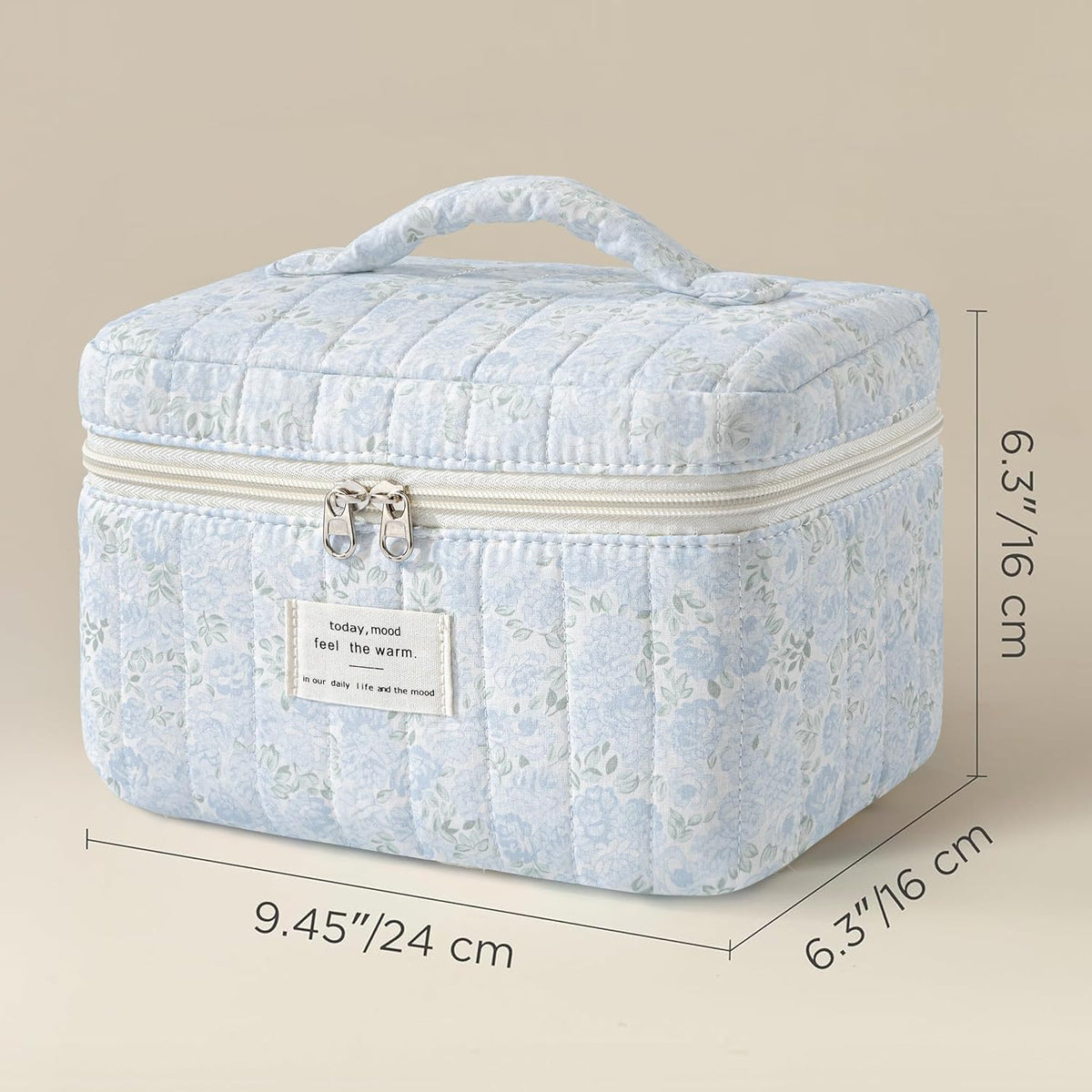 Large Quilted Makeup Bags for Women, Cute Cotton Travel Cosmetic Bags with Handle, Gifts for Bridesmaids, Portable Coquette Floral Make up Bag, Toiletry Cosmetic Bag