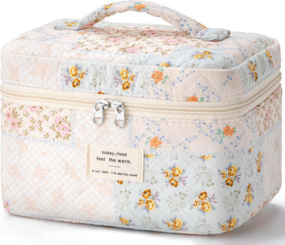 Large Quilted Makeup Bags for Women, Cute Cotton Travel Cosmetic Bags with Handle, Gifts for Bridesmaids, Portable Coquette Floral Make up Bag, Toiletry Cosmetic Bag