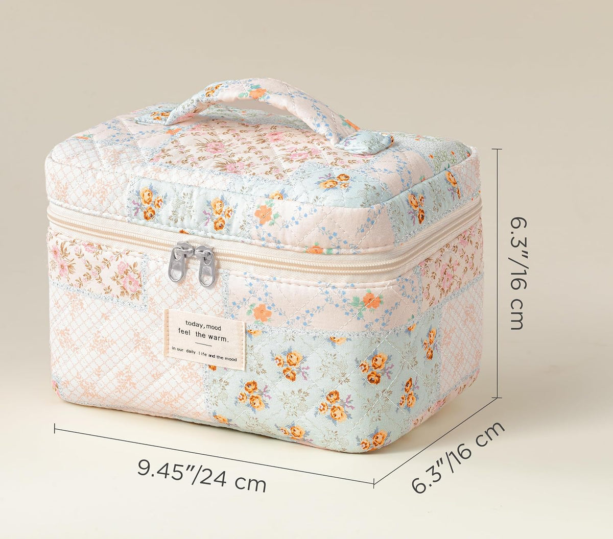 Large Quilted Makeup Bags for Women, Cute Cotton Travel Cosmetic Bags with Handle, Gifts for Bridesmaids, Portable Coquette Floral Make up Bag, Toiletry Cosmetic Bag