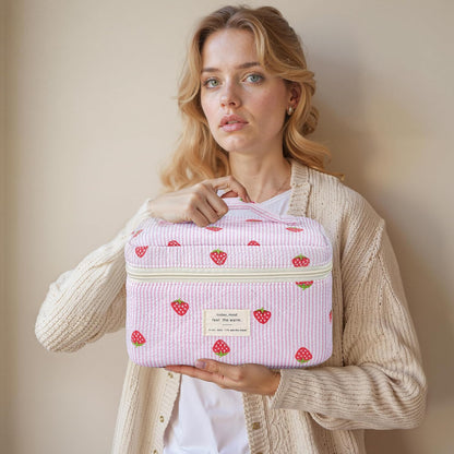Large Quilted Makeup Bags for Women, Cute Cotton Travel Cosmetic Bags with Handle, Gifts for Bridesmaids, Portable Coquette Floral Make up Bag, Toiletry Cosmetic Bag