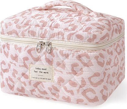 Large Quilted Makeup Bags for Women, Cute Cotton Travel Cosmetic Bags with Handle, Gifts for Bridesmaids, Portable Coquette Floral Make up Bag, Toiletry Cosmetic Bag