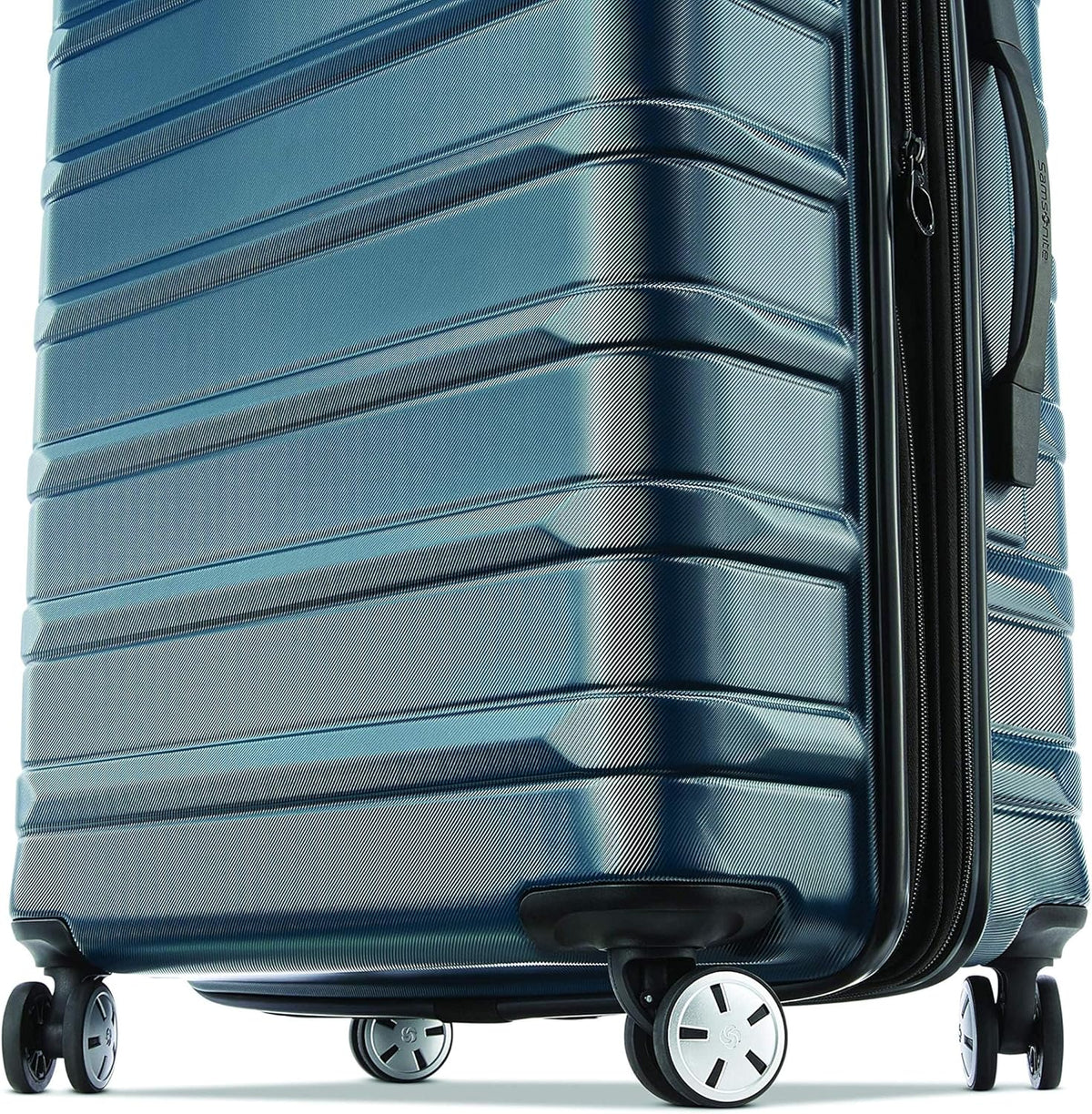 Omni 2 International Carry-On Luggage with 360° Spinner Wheels - Scratch Resistant Hardshell - TSA, Airline-Approved - Expandable Polycarbonate Shell for Lightweight Travel - Rose Gold