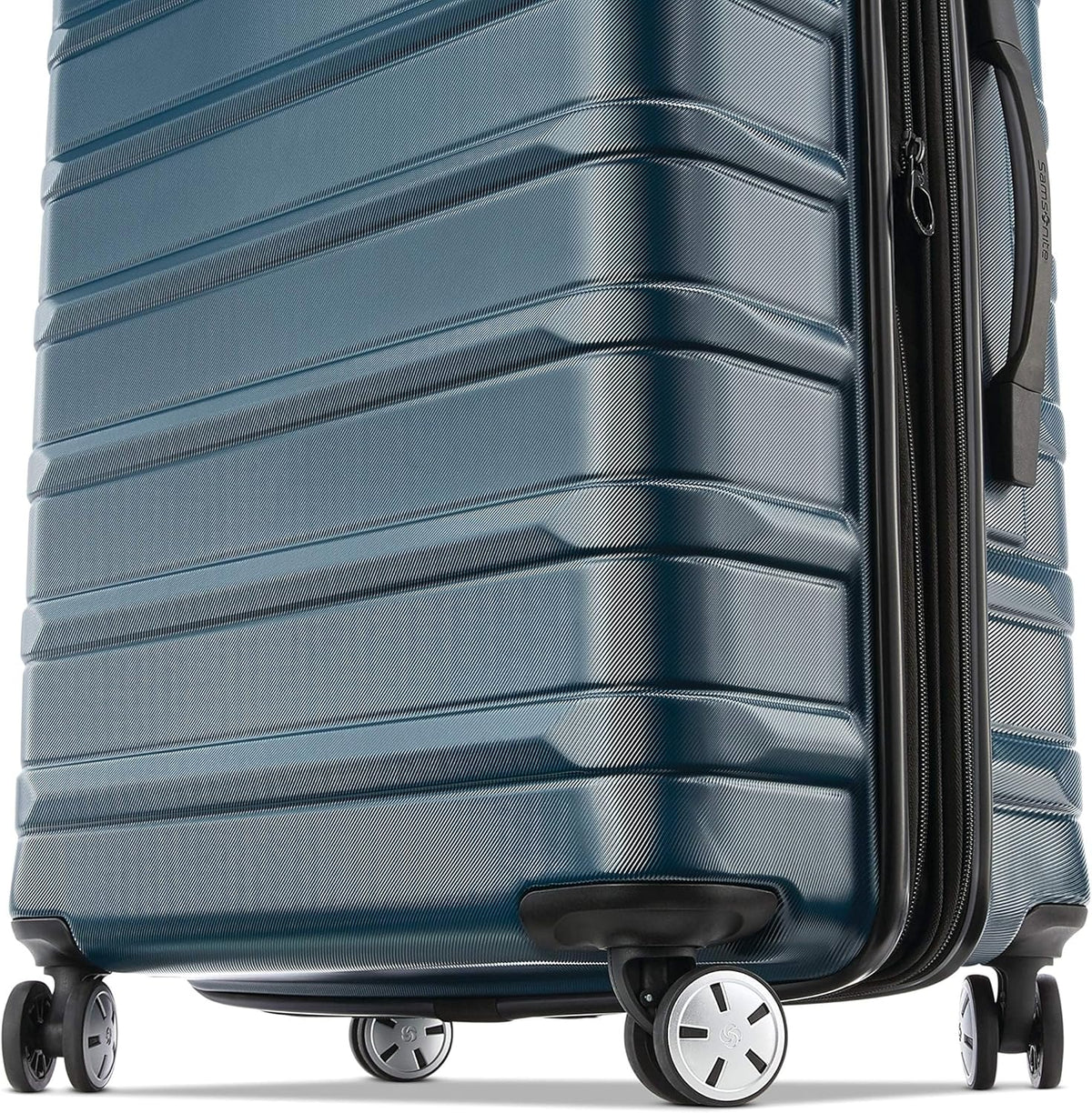 Omni 2 International Carry-On Luggage with 360° Spinner Wheels - Scratch Resistant Hardshell - TSA, Airline-Approved - Expandable Polycarbonate Shell for Lightweight Travel - Rose Gold