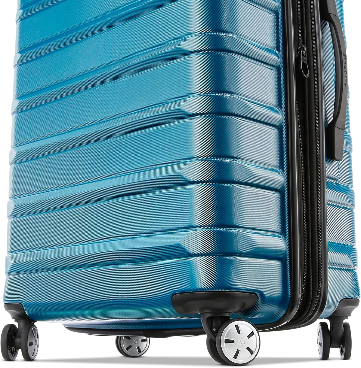 Omni 2 International Carry-On Luggage with 360° Spinner Wheels - Scratch Resistant Hardshell - TSA, Airline-Approved - Expandable Polycarbonate Shell for Lightweight Travel - Rose Gold