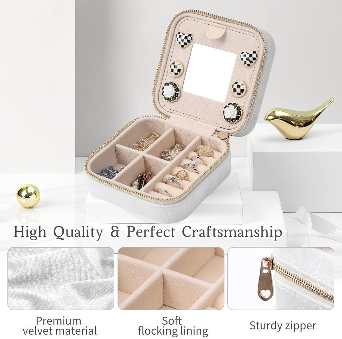 Velvet Travel Jewelry Box, Mini Travel Jewelry Case, Small Portable Travel Jewelry Organizer for Women Girls (Green)