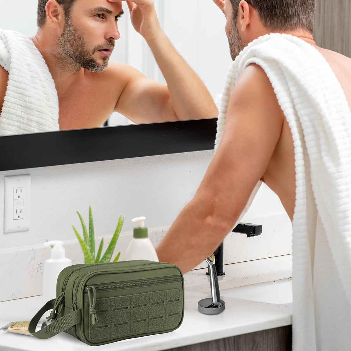 Hanging Toiletry Bag for Men Women, Travel Makeup with Mirror and Hook, EDC Military Tool Pouches Small Dopp Kit Mens Shaving Kit Travel shower Bags Black