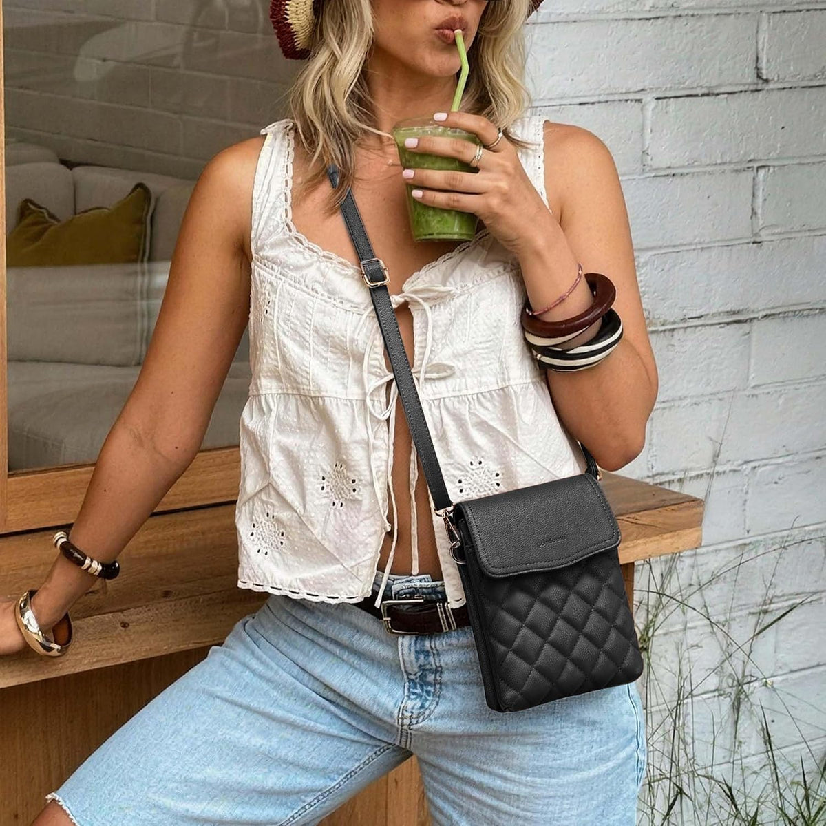 RFID Small Crossbody Bags for Women Quilted Cell Phone Purse Women's Crossbody Handbags with Credit Card Slots