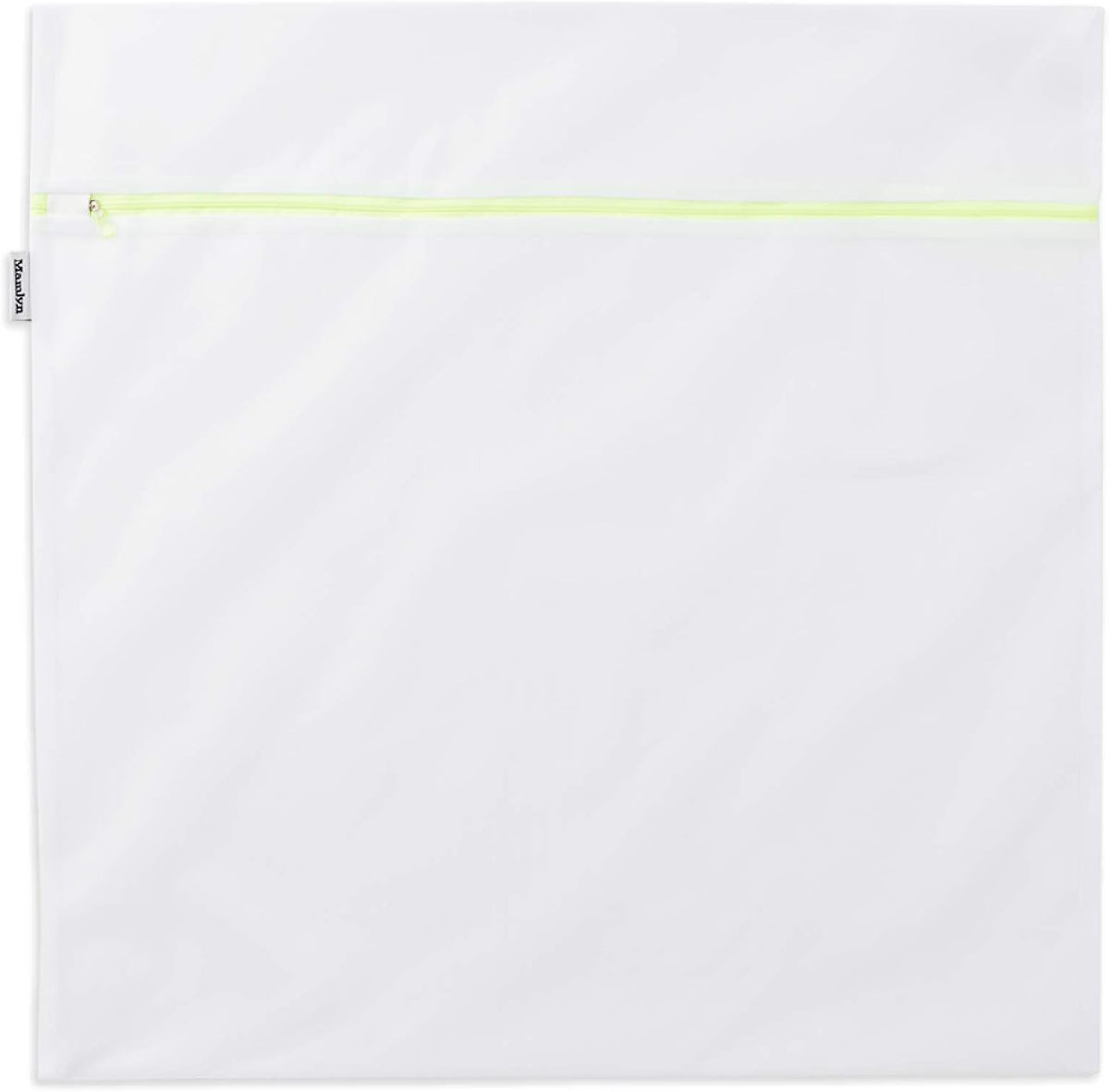 Mesh Laundry Bag for Delicates, Wash Bags for Underwear and Lingerie, Makeup Organizer Bag (1 Medium, 1 Small)
