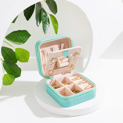 Travel jewelry case Travel jewelry box Travel Jewelry Organizer Small box Gift for Girls Women with Mirror(Green)