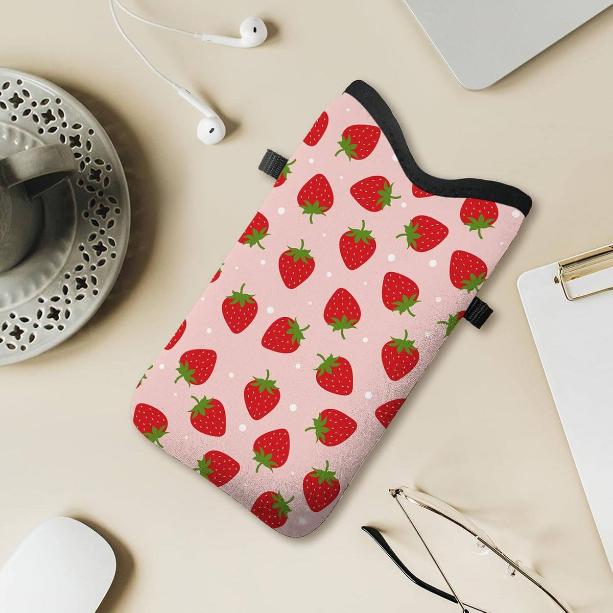 Cell Phone Sleeve Pouch Case Bag with Crossbody Strap Neck Lanyard for Women Men, Weiner Dog Gifts Cell Phone Crossbody Bag 7.1x3.9 Inch