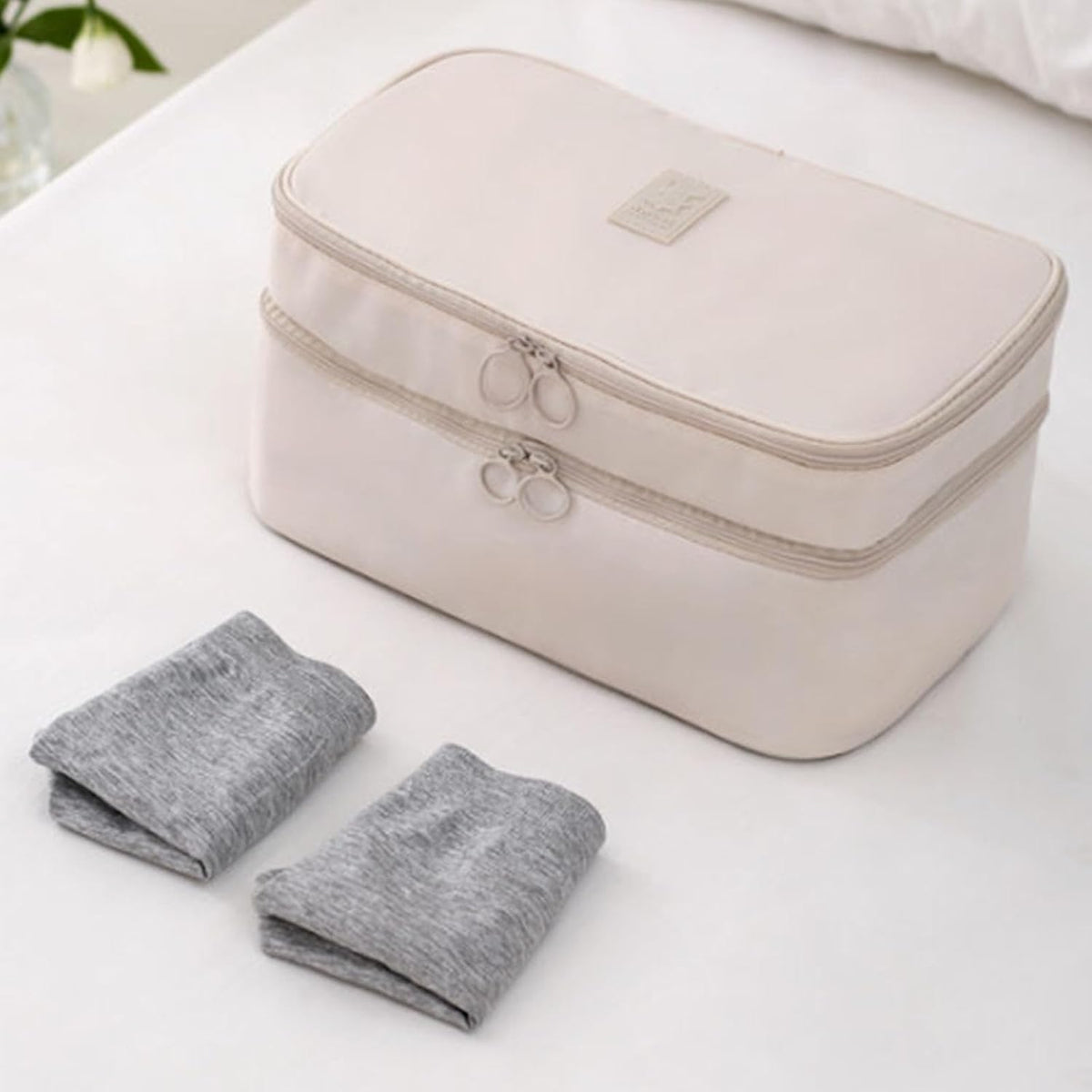 Travel Friendly Undergarment Organizers Sturdy Polyester for Business Trip and Vacations Breathable Delicates Storage Bag with Lockable Zipper for Sports Bras