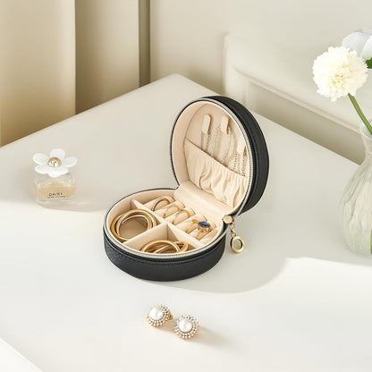 Travel Size Jewelry Box, Medium Portable Seashell-Shaped Jewelry Case, 2 Layer Jewelry Organizer in PU Leather for Women -Black