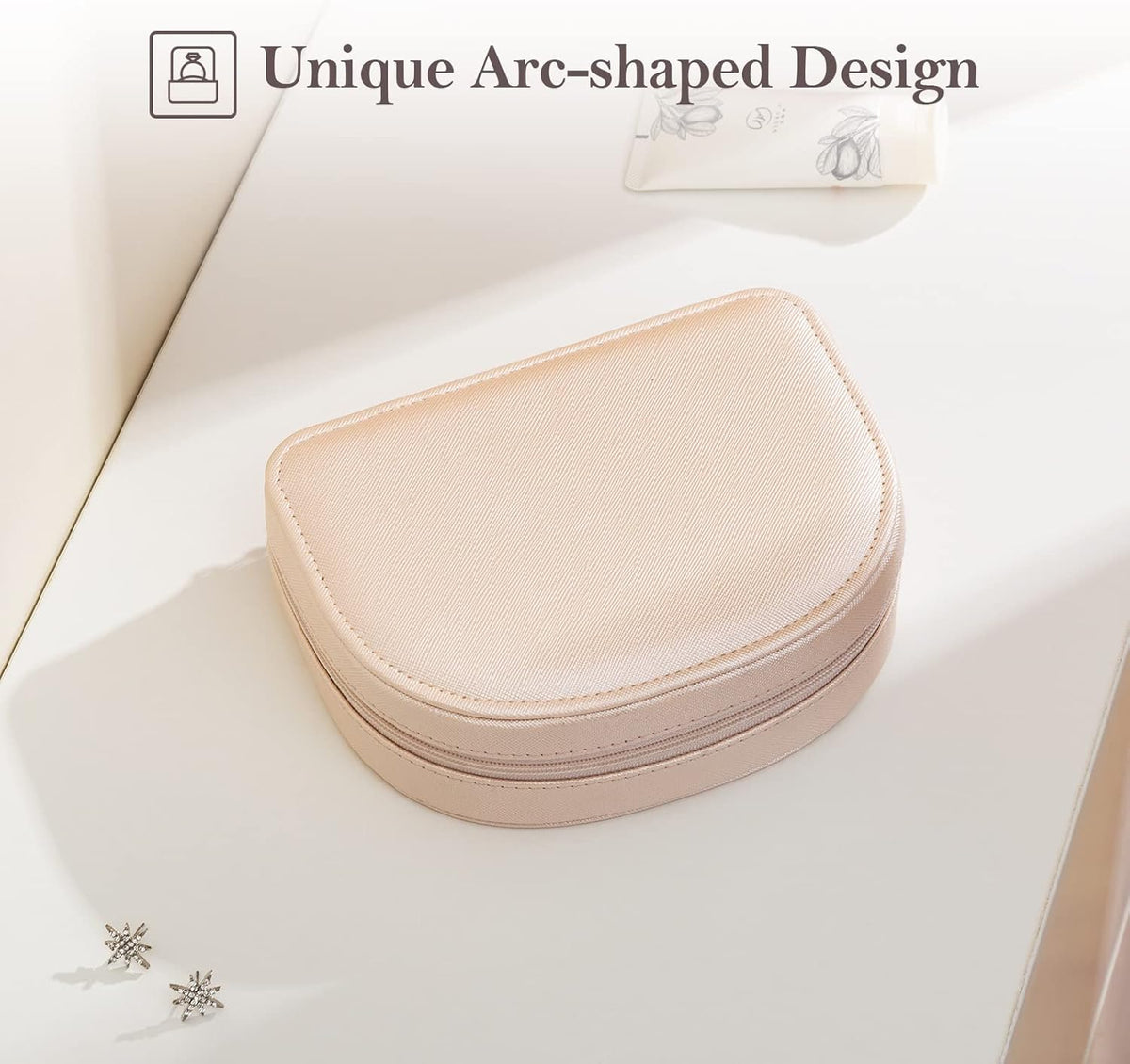 Travel Size Jewelry Box, Medium Portable Seashell-Shaped Jewelry Case, 2 Layer Jewelry Organizer in PU Leather for Women -Black