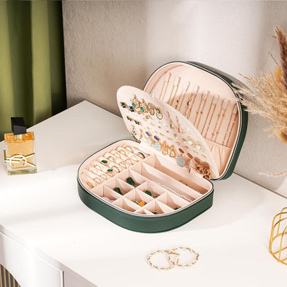 Travel Size Jewelry Box, Medium Portable Seashell-Shaped Jewelry Case, 2 Layer Jewelry Organizer in PU Leather for Women -Black