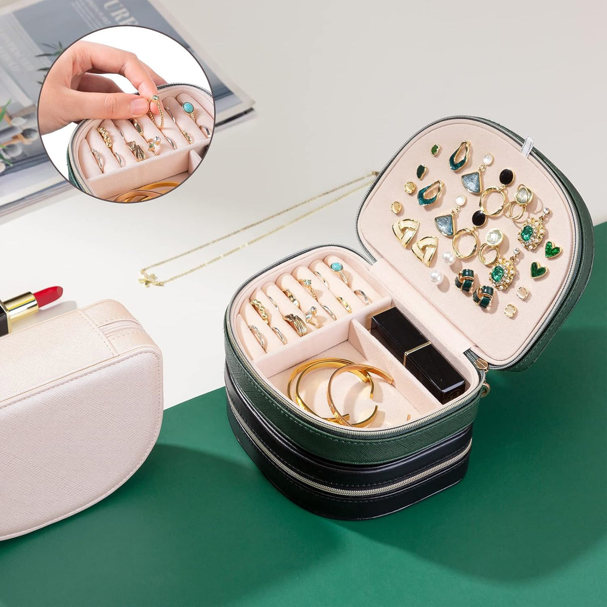 Travel Size Jewelry Box, Medium Portable Seashell-Shaped Jewelry Case, 2 Layer Jewelry Organizer in PU Leather for Women -Black